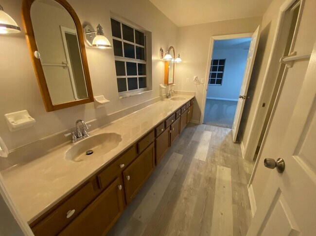 1100 Mt Pisgah Rd