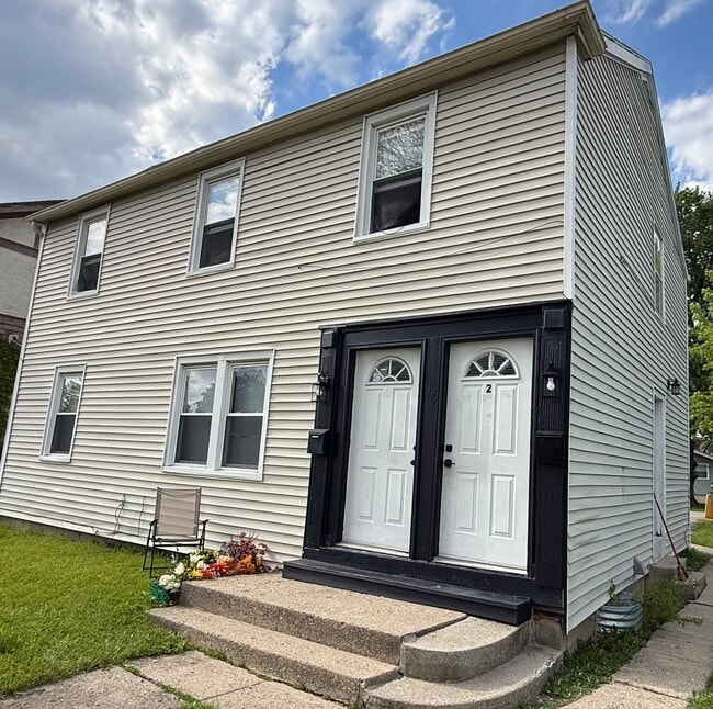 Photo - 418 W Rudisill Blvd