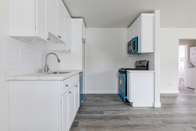 Photo - Newly Renovated Gorgeous apartments in Highland Park Oasis