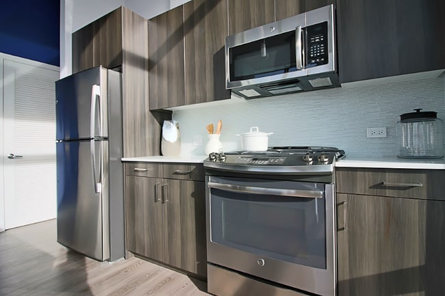 Photo - 734 N Morgan St