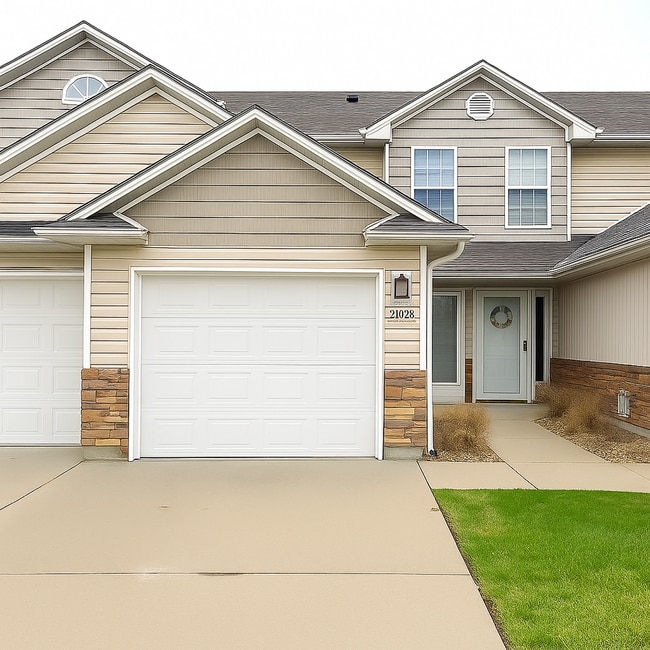 Building Photo - COMING SOON: Spacious 2-Bedroom Townhome w...