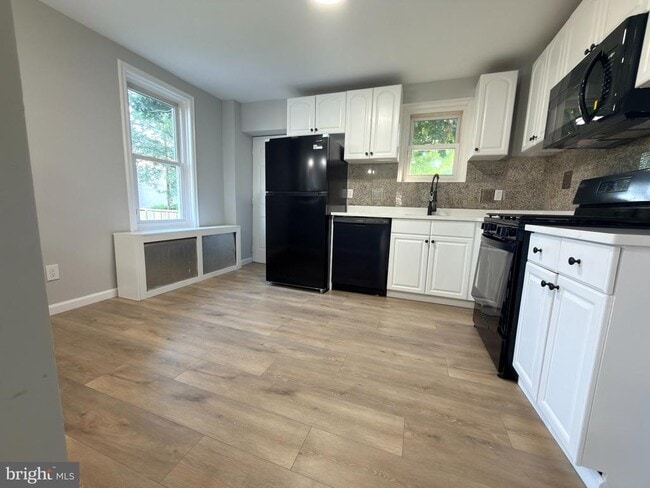 Photo - 648 Edgewood Ave