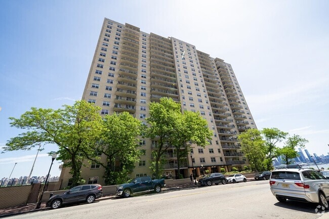 Building Photo - 6600 JFK Blvd E Rental