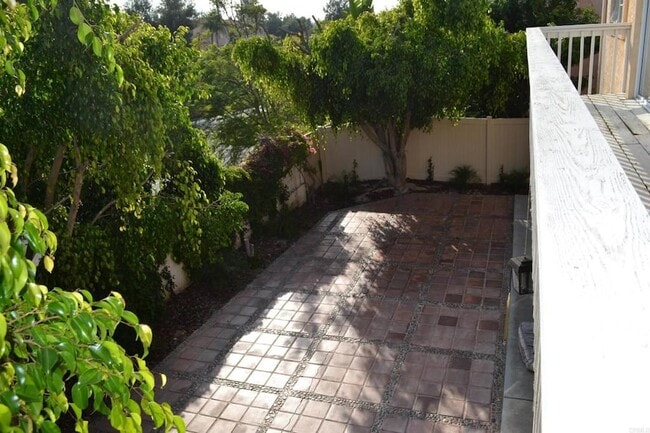 Photo - 1835 Carolyn Dr