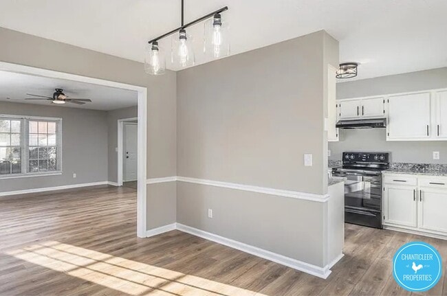 Photo - 4717 Eagle Rock Rd