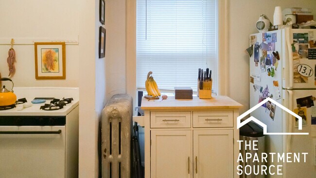 Photo - 4606 N Winchester Ave Unit 3A