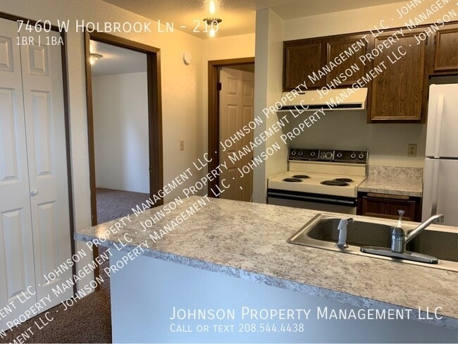 Photo - 7460 W Holbrook Ln Unit 210