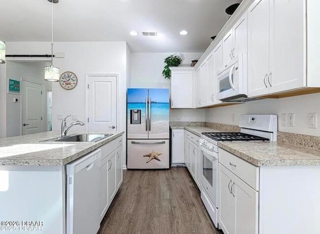 Photo - 430 Landshark Blvd