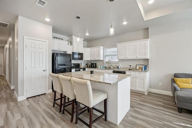 Photo - 4912 Pickett St