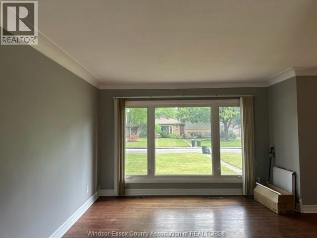 Photo - 3505 Askin Ave