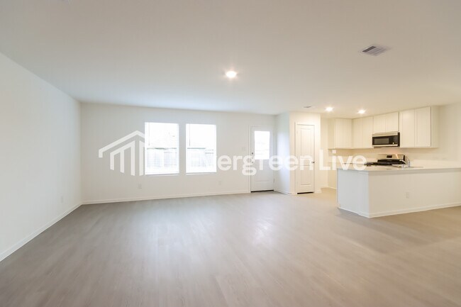 Photo - 31428 Moore Rd