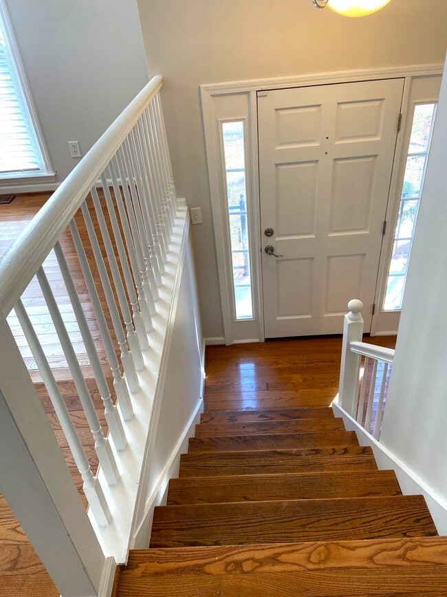 Photo - 336 Oak Leaf Cir