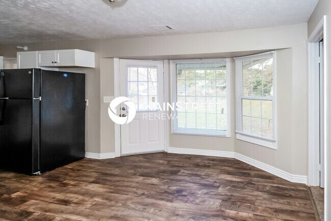 Photo - 3 Bedroom Pet-Friendly Home in College Par...