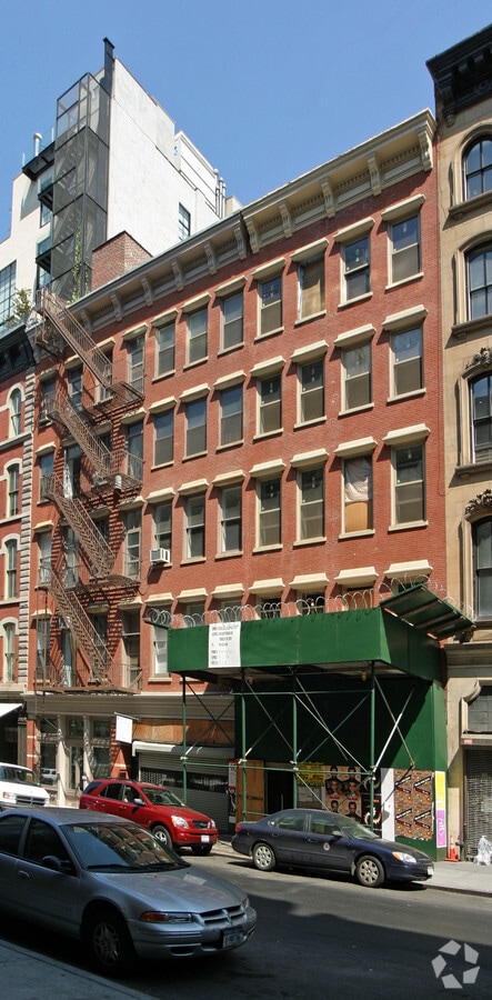 Photo - 54 Warren St