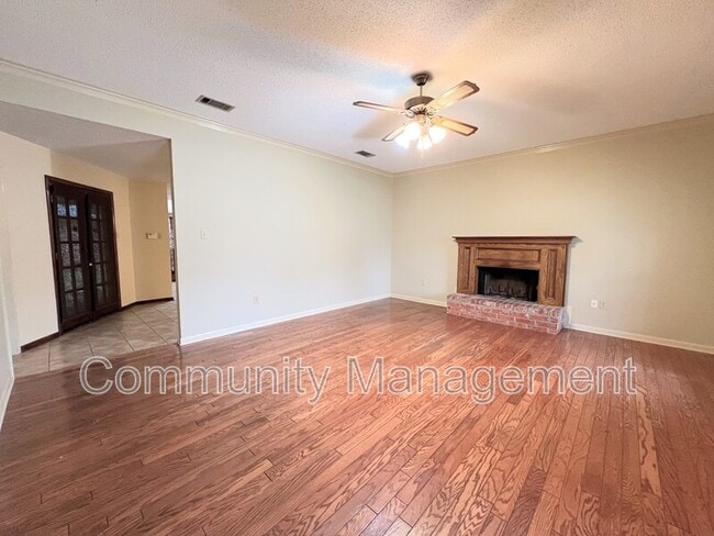 Photo - 9868 Kinglet Dr