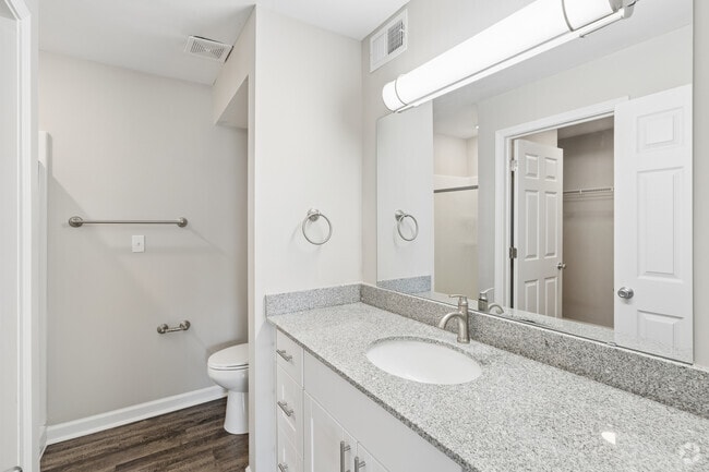 The Maple 2BR, 2BA - 1,075SF - Bathroom