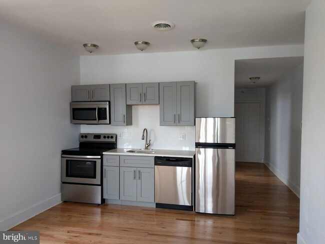 Photo - 4501-17-5917 Chestnut St Unidad 3D Rental