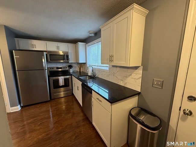 Photo - 1081 New Haven Rd Unit 2H