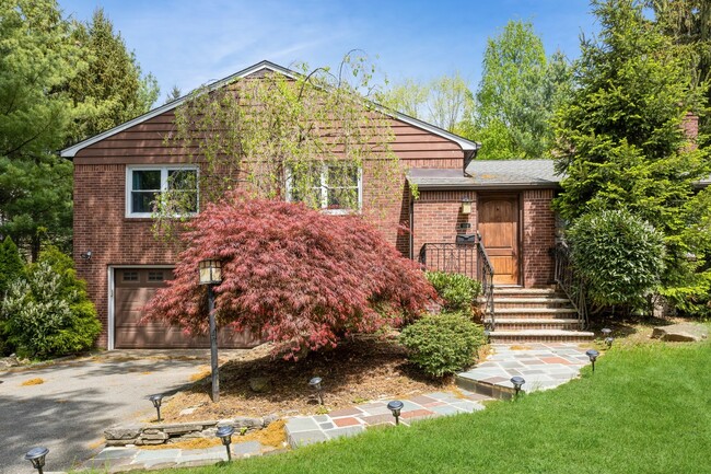 Photo - 109 Hudson Ave Casa