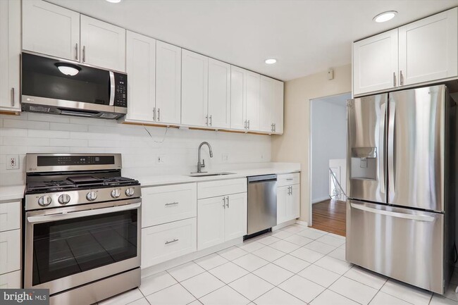 Photo - 6518 Wilmett Rd