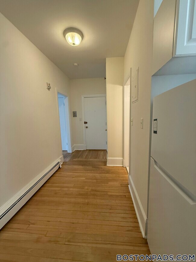 Photo - 1539 Beacon St Unit 15