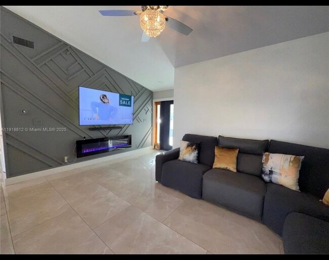 Photo - 7523 SW 7th Pl