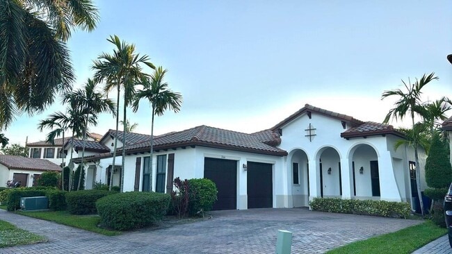 Photo - 2666 NW 83rd Way