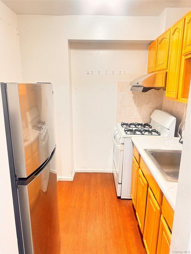 Photo - 34-20 Parsons Blvd Unit 2H