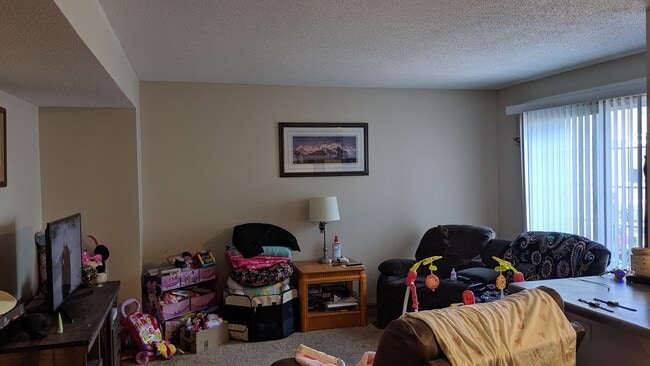 Photo - Location location location! This beautiful Fridley 3 bedroom townhouse, dont miss out!