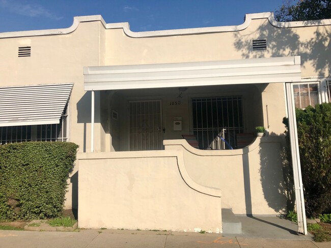 Photo - 1850 Rodney Dr Unidad 1850 Rodney Drive