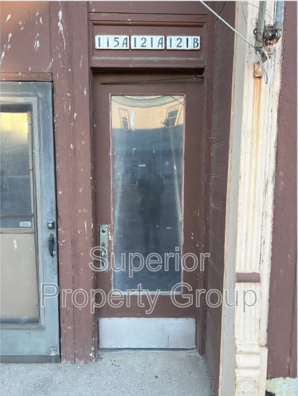 Photo - 121 N High St Unit B