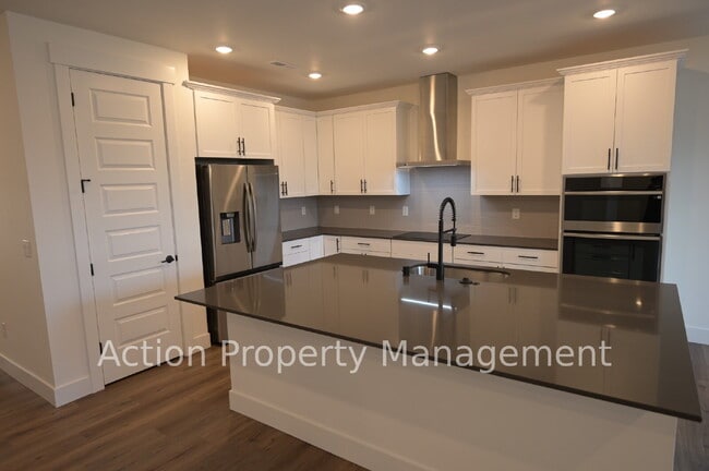 Photo - Beautiful New 3 Bed 2 Bath Home in Rolling Hills – Built in 2025