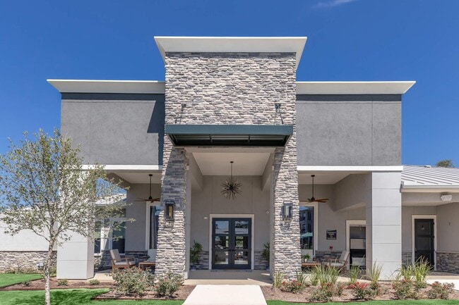 Building Photo - Freestone Ladera