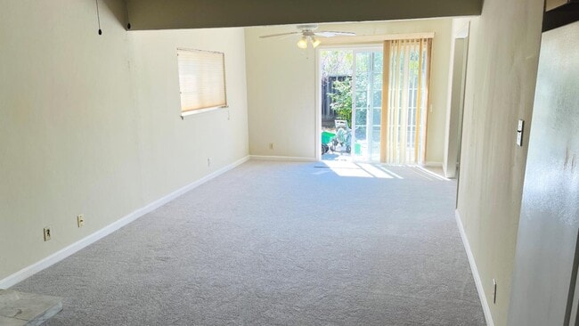 Photo - 10460 Davison Ave