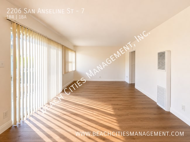 Photo - 2206 San Anseline Ave Unidad 7