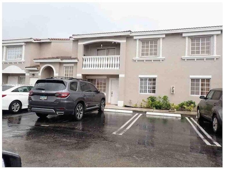 Photo - 7281 NW 174th Terrace Unidad 103 Rental