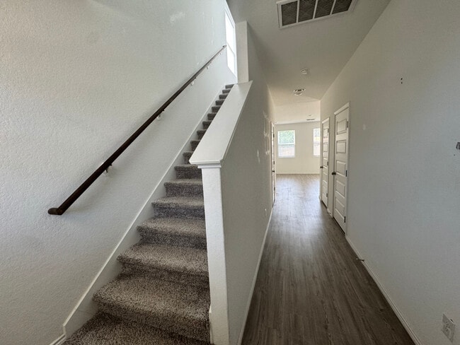 Photo - 4422 Chandler Rd