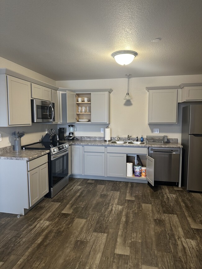 Building Photo - 2036 Provider Blvd Unit 2036-104 Rental
