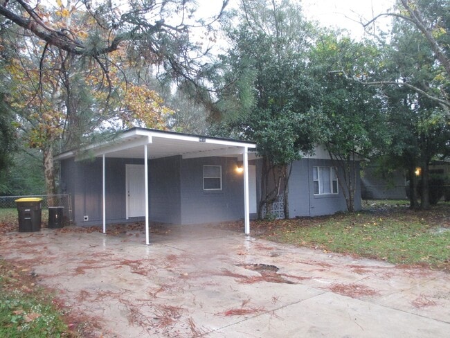 Building Photo - 3 Bedroom home in Sherwood Forest - VOUCHE...
