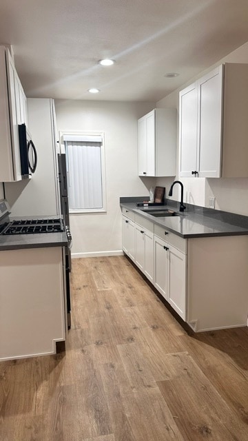 Photo - 11720 Hamlin St