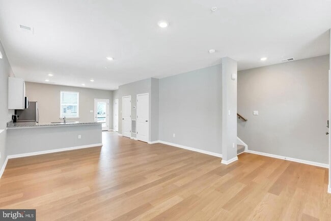Photo - 1408 Sugarplum Ln
