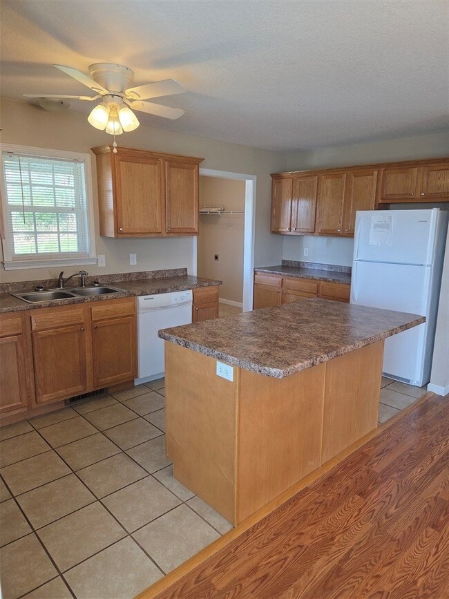 Photo - 1019 Sugarloaf Rd