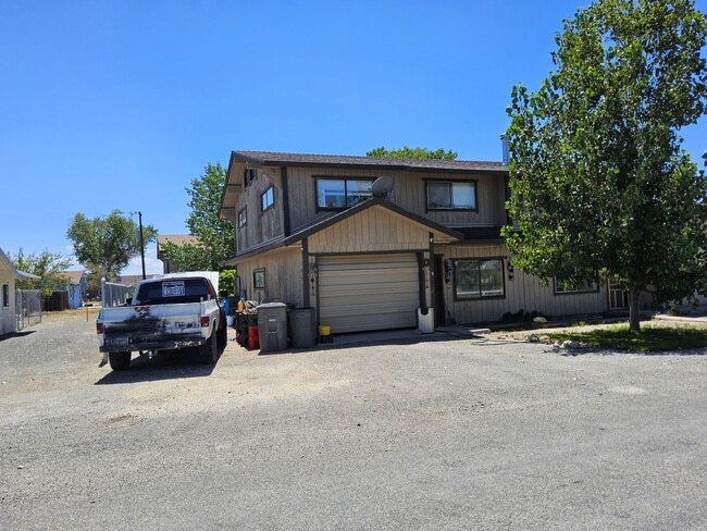 Building Photo - Warwick 100aka103 Unit B Rental