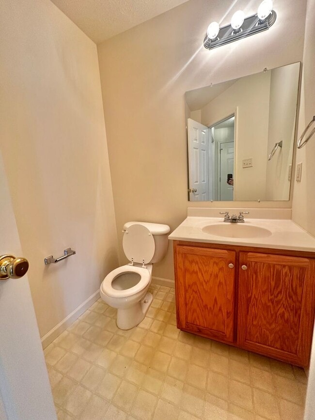 Photo - Townhome for Rent in Taylor Springs *****F...