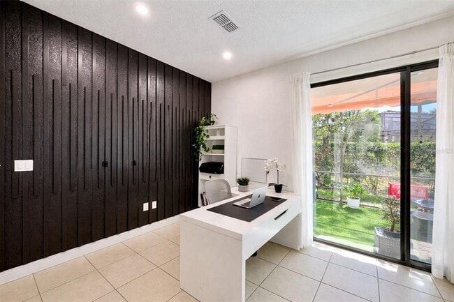 Photo - 8458 Kelsall Dr
