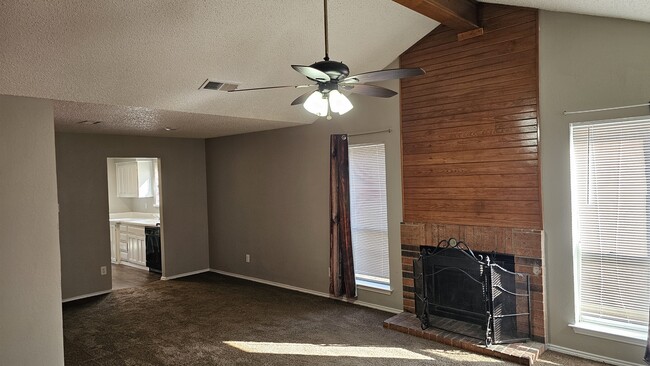 Photo - 1815 Sheehan Ct