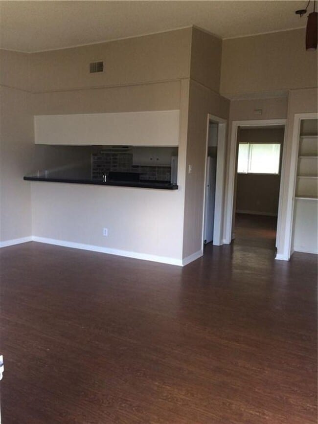 Photo - Fully upgraded with washer and dryer Unit #101