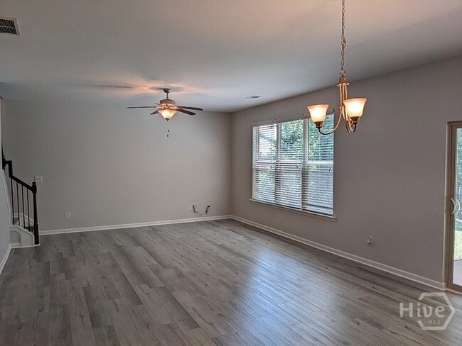 Photo - 150 Couplet Dr