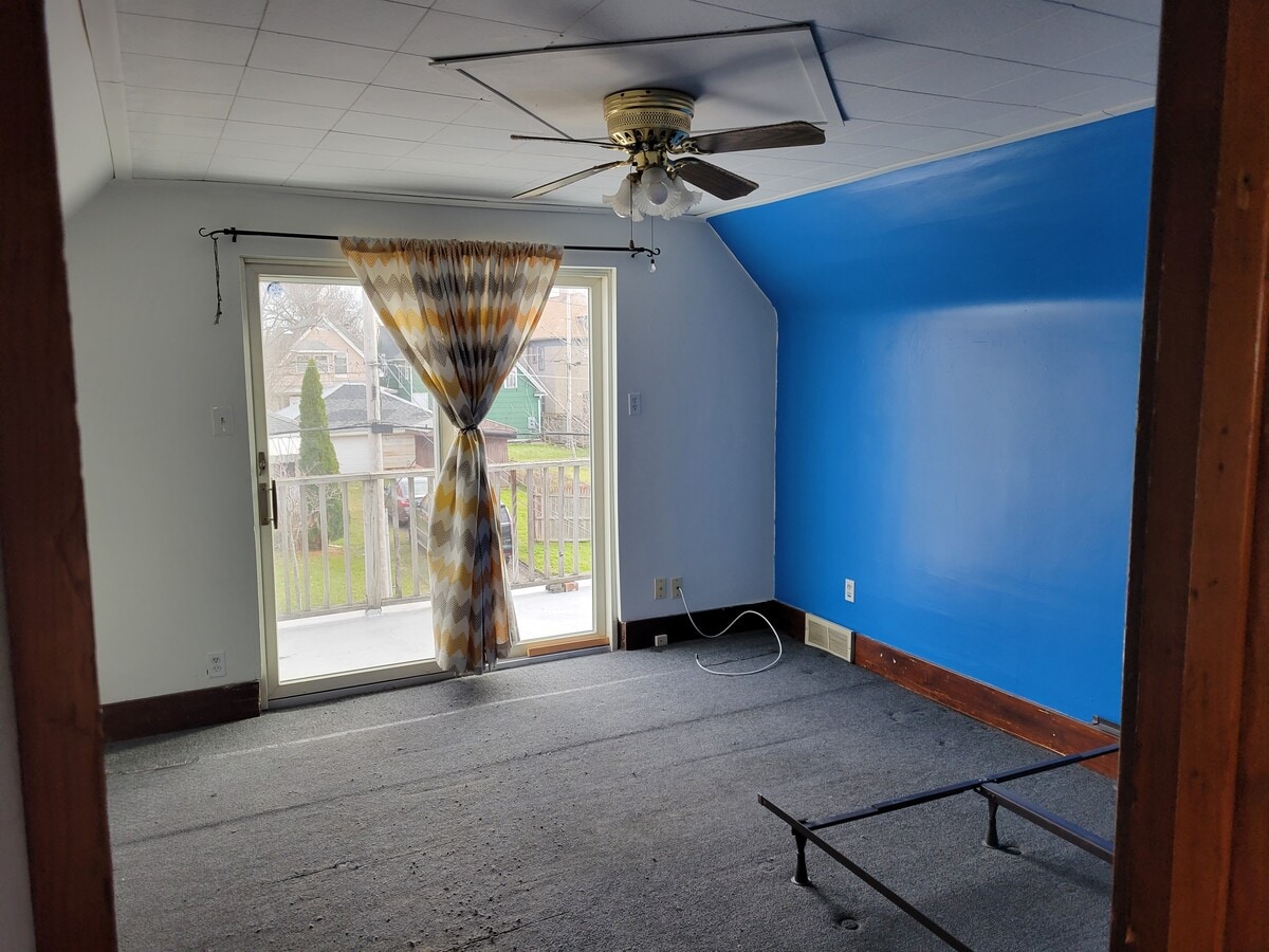 Photo - 96 Huetter Ave Unit 1 bedroom upper apartment