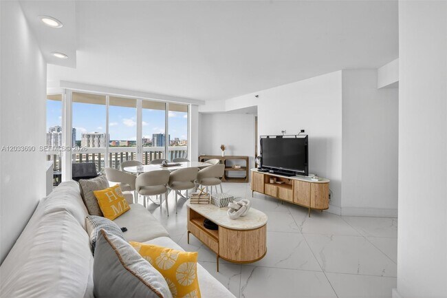 Photo - 1000 W Island Blvd Unit 1410